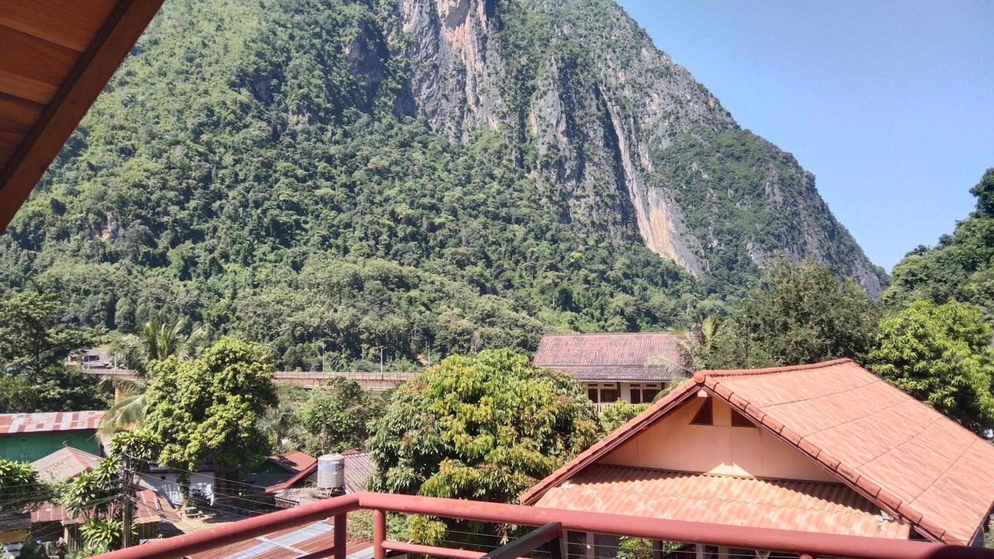 Amphai Guest House Nong Khiaw Exterior photo